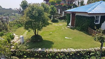 ES Deurali Resort.