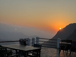 ES Deurali Resort.