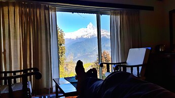 ES Deurali Resort.