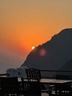 ES Deurali Resort.