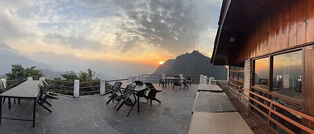 ES Deurali Resort.
