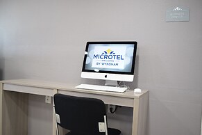 Microtel Inn & Suites by Wyndham Raleigh
