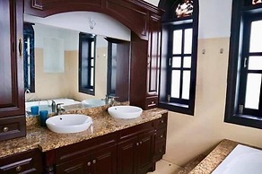 Anvien Villa Nhatrang