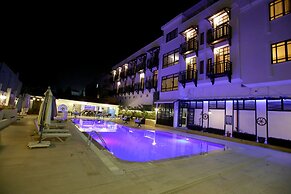 Melissa Moment Apart