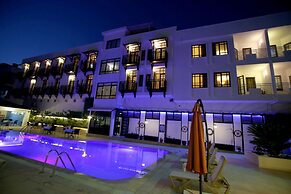 Melissa Moment Apart