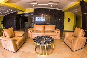 Nandas Hotel