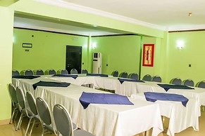 Nandas Hotel