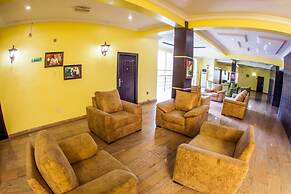 Nandas Hotel
