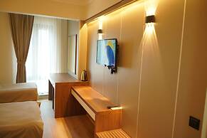 Lion City Hotel