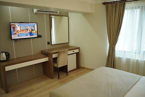 Lion City Hotel