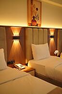Lion City Hotel