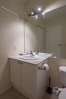 Airy Downtown Apartments by Nuage