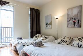 Airy Downtown Apartments by Nuage