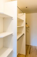 Airy Downtown Apartments by Nuage