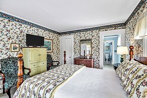 Whalewalk Inn and Spa