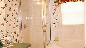 Whalewalk Inn and Spa