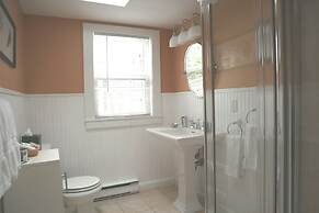 Whalewalk Inn and Spa