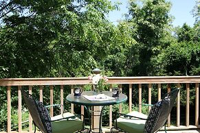 Whalewalk Inn and Spa