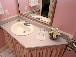 Whalewalk Inn and Spa