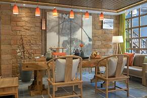 Floral Hotel Lijiang Huazizai