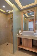 Floral Hotel Lijiang Huazizai