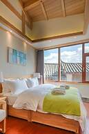 Floral Hotel Lijiang Huazizai