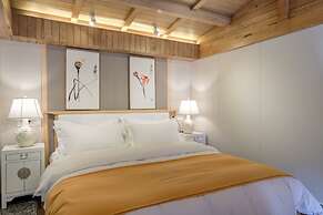 Floral Hotel Lijiang Huazizai