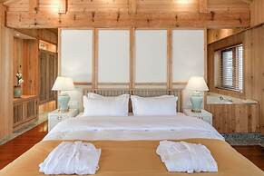 Floral Hotel Lijiang Huazizai