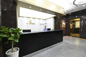 Gallery Hotel