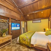 Floral Hotel Lijiang Mufu Qixi