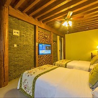 Floral Hotel Lijiang Mufu Qixi