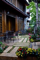 Floral Hotel Lijiang Mufu Qixi