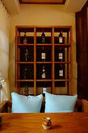 Floral Hotel Lijiang Mufu Qixi