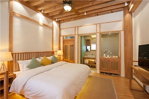 Floral Hotel Lijiang Nameiju