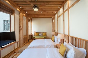 Floral Hotel Lijiang Nameiju