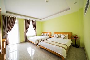 Trung Nhan Hotel