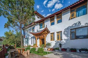 Floral Hotel Lijiang Banshanyunfu