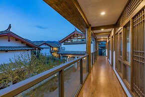 Floral Hotel Lijiang Qinyuan