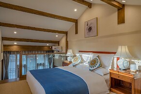 Floral Hotel Lijiang Qinyuan