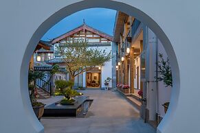 Floral Hotel Lijiang Qinyuan