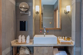 Floral Hotel Lijiang Qinyuan