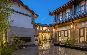 Floral Hotel Lijiang Qinyuan