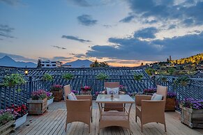 Floral Hotel Lijiang Qinyuan