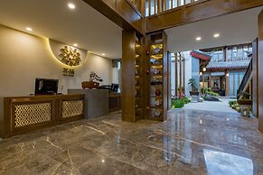 Floral Hotel Lijiang Qinyuan