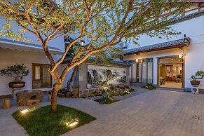 Floral Hotel Lijiang Qinyuan