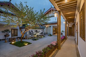 Floral Hotel Lijiang Qinyuan