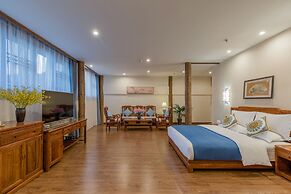 Floral Hotel Lijiang Qinyuan