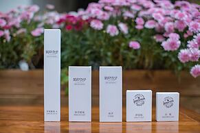 Floral Hotel Lijiang Qinyuan