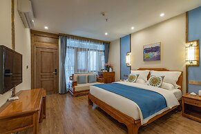 Floral Hotel Lijiang Qinyuan