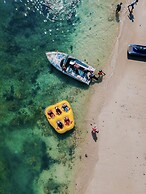 Mutiara Carita Cottages